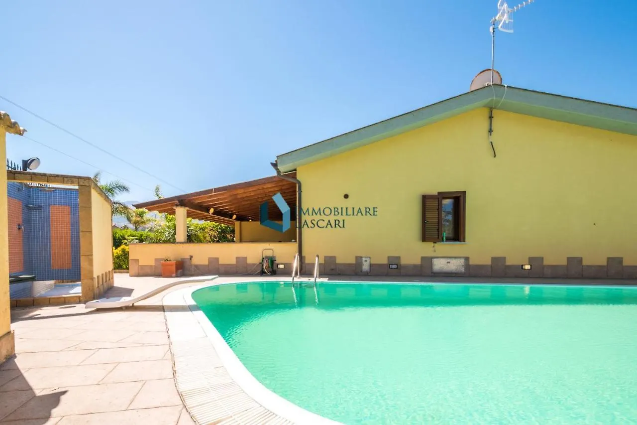 Villa Nettuno Con Piscina Privata location